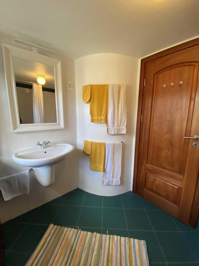 Alto do Sul Quinta Perpetua, Casa Corvoヴィラ エクステリア 写真